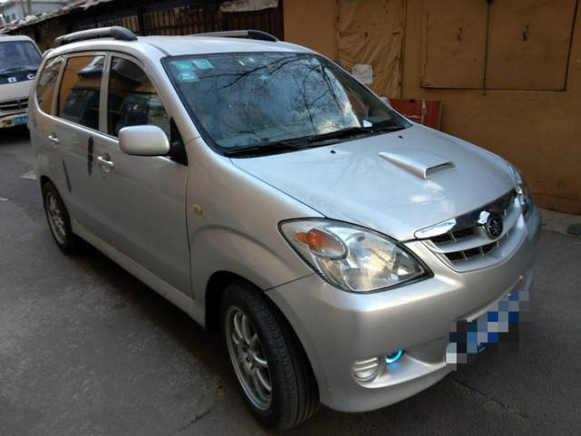 谁说面包车不值得改装,车主爆改森雅m80让思域见了都害怕