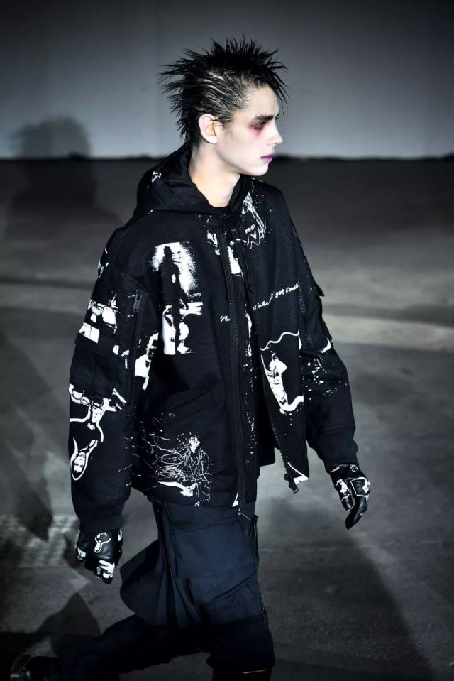 时装黑帮集结,高桥盾在酝酿什么天大的秘密吗?