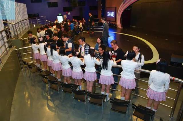 05 (snh48握手会现场)