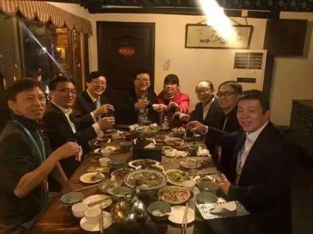 有钱的丁磊千亿身价，有趣的丁磊万里挑一