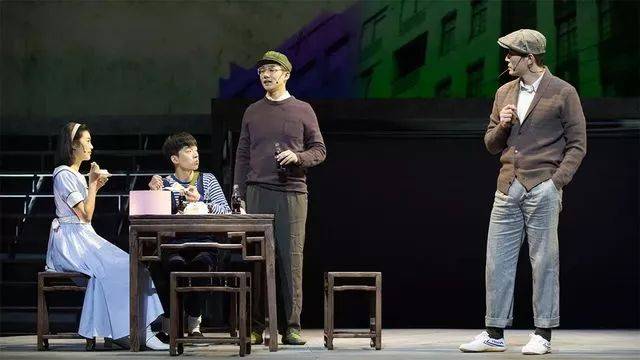 话剧《繁花》召唤出了原作的"声音"| 新作点评