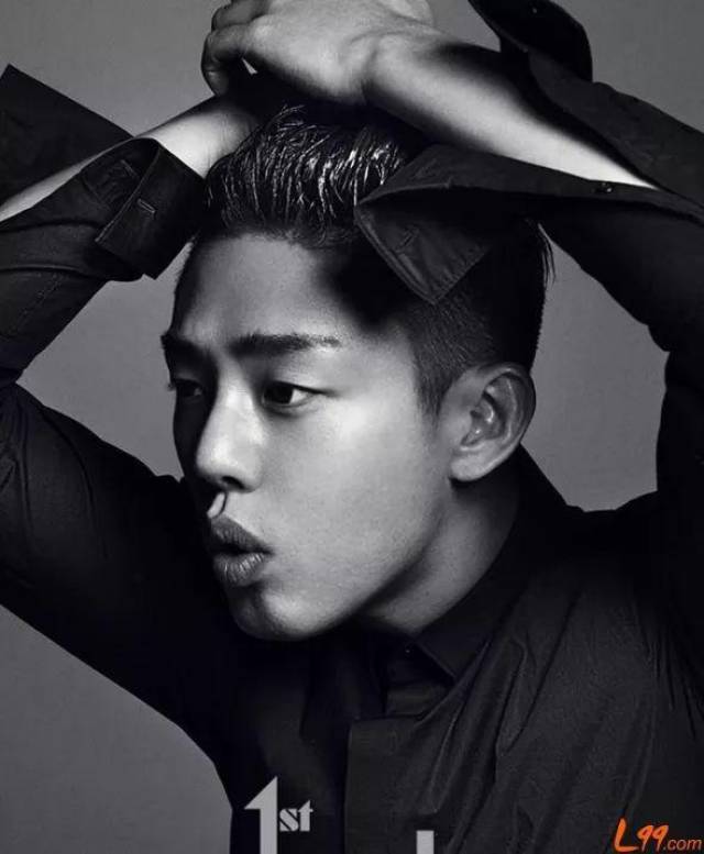 宋慧乔绯闻男友刘亚仁被爆同性恋,与男友在上海gay吧连嗨两晚?