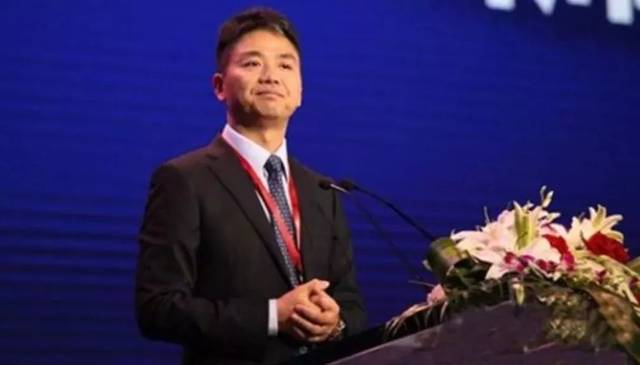 有钱的丁磊千亿身价，有趣的丁磊万里挑一