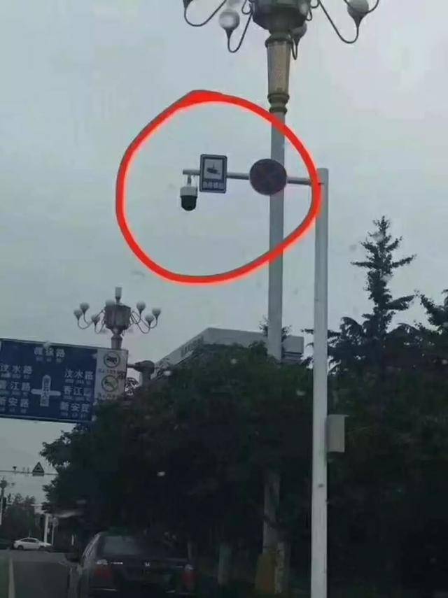 潍坊安丘新增几处违法停车球机摄像头!
