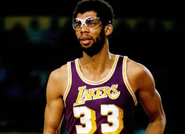 大前锋:卡里姆·贾巴尔