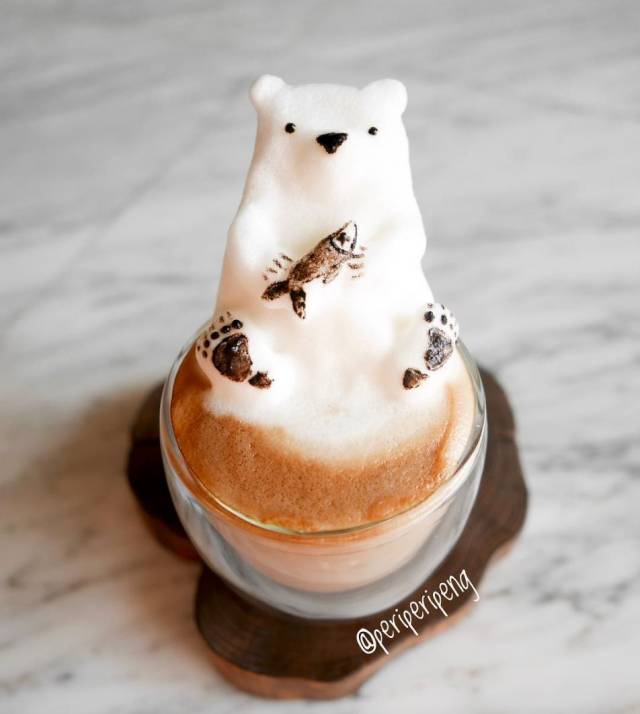 可爱炸了!人气18岁咖啡师最新3d雕花作品,精致可爱堪称艺术品