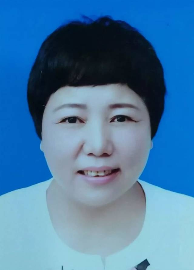 常务副会长:张桂荣(收藏家)