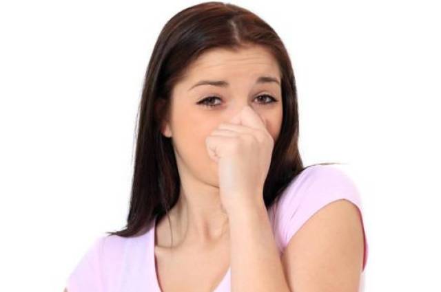 你的身上有异味吗?如果有这9种气味要小心,可能是疾病征兆!