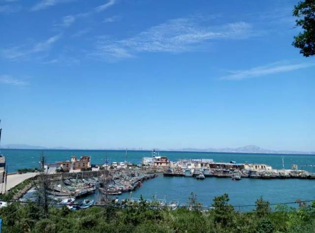 灵山岛 青岛市黄岛区东南灵山湾中