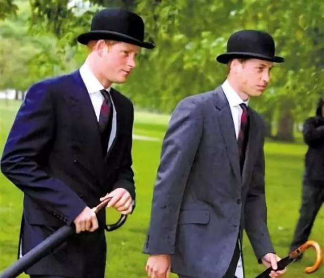 为什么英国绅士总是手持一把雨伞?
