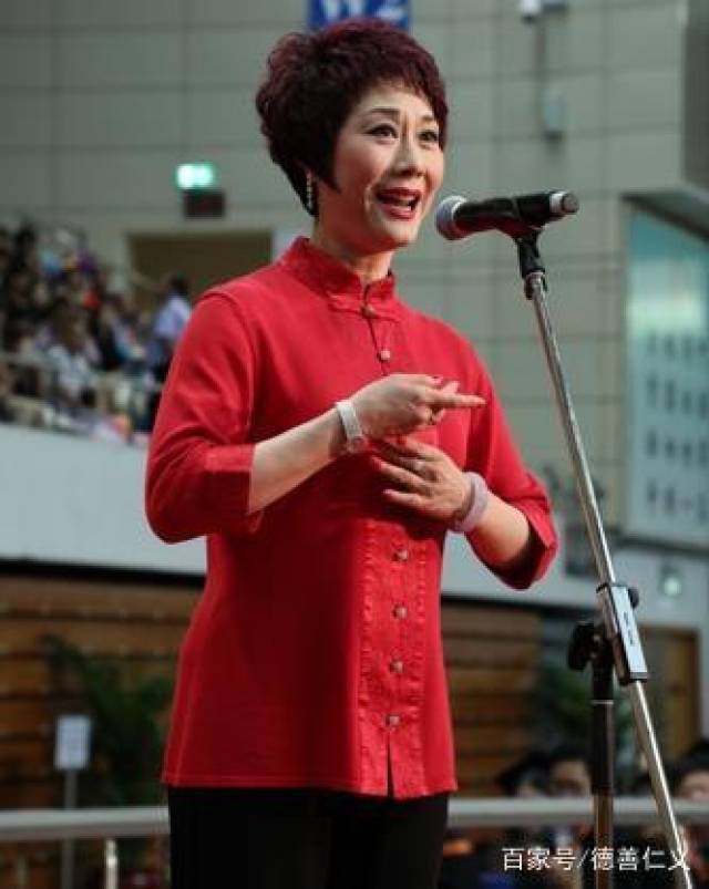 国家一级演员董圆圆女士连同国家一级演员,著名京剧表演艺术家张建国