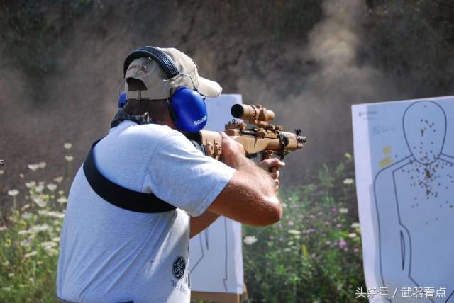 军事丨春田"侦察班m1a"步枪,为执法机构设计的一种短枪管型