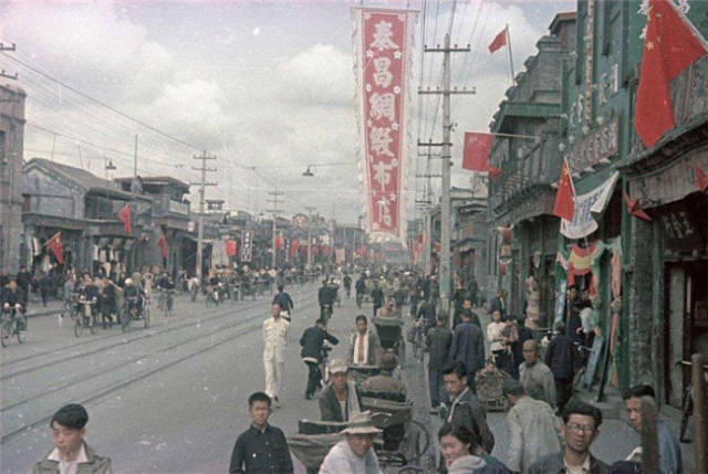 1949年1月31日,北京和平解放.