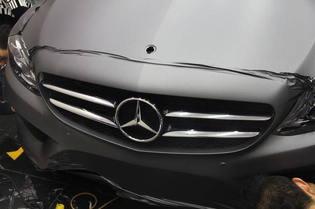 奔驰c200整车改色贴膜美国艾利雅碳灰效果图