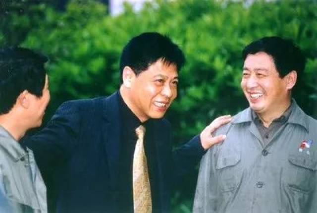 7月15日的追悼会上,庄启传之女庄彬彬忆起了父亲的最后时光,"即使没