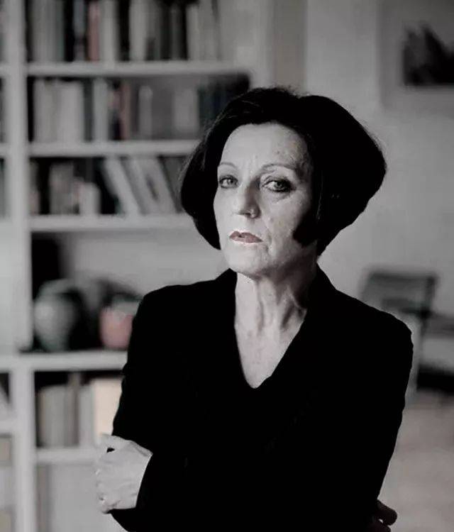 众读| 赫塔·米勒,一颗不愿被蹂躏的"小草"