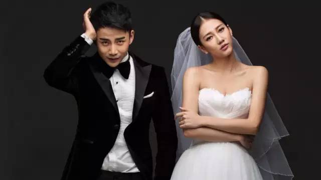 妻子; 情人;红颜知己!