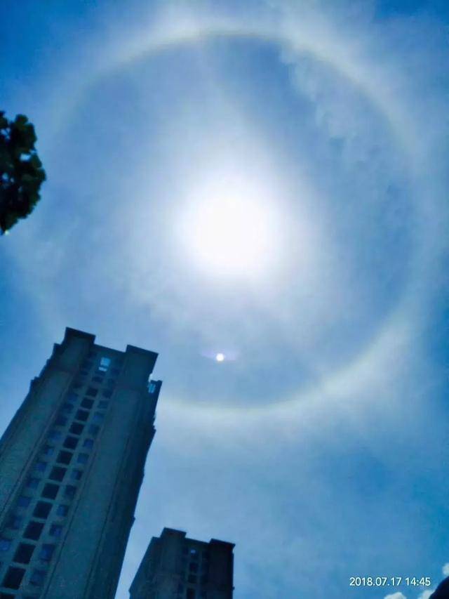 刺眼的阳光天空,刺眼的阳光,阳光天空(第5页)_大山谷图库