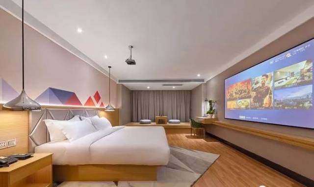 毗邻广州白云国际机场,酒店有曼语品鉴·影音大床房,非·凡时尚影音