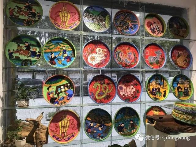 侗家的民族艺术——簸箕画_手机搜狐网