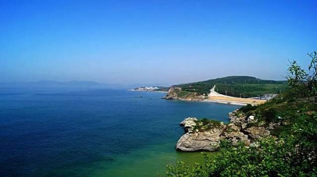 这个夏天也是过得美滋滋的 所以小资白领们赶紧去 黄金海岸,北戴河