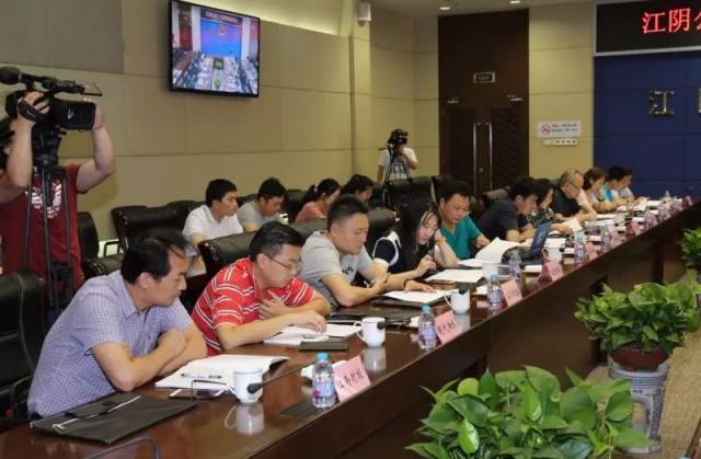 省厅,无锡两级公安机关新闻中心领导和江阴市公安局严会东政委,赵敏副