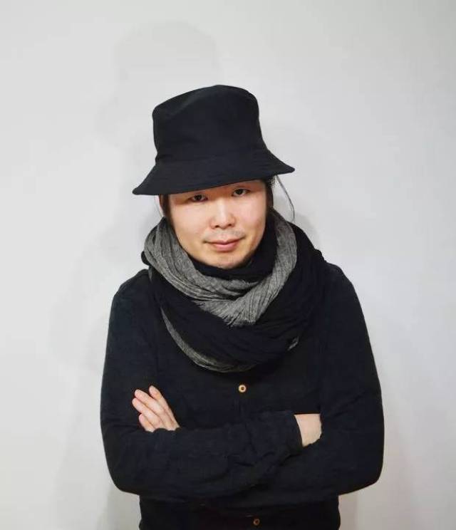 莫云涵(艺名)【艺术者】认证艺术家85后青年艺术家本名王洪勇(达斡尔