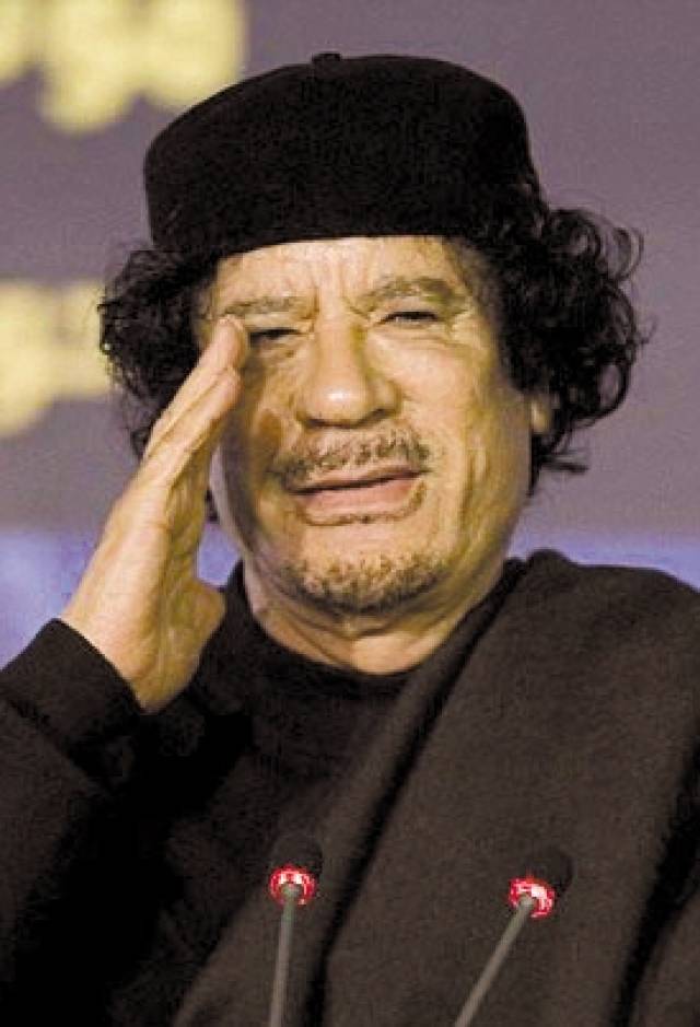 卡扎菲之子,死前十分淡定 ,边喝水边抽烟_手机搜狐网