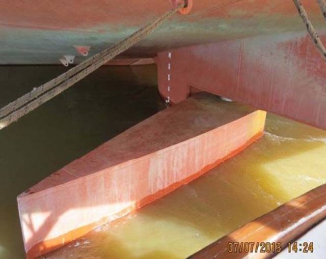 (图1)舵叶可以向左打到70-80°左右