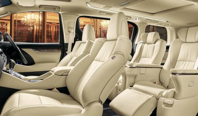 加价40万的埃尔法上新,面包车凭什么当奔驰s级卖!