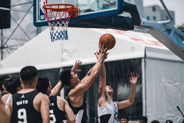 Jordan NBA5v5广州站|Tizzy-T献唱,学界民间篮