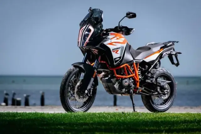 1.ktm 1290 super adventure r话不多说,开始看看都有哪些车型吧.