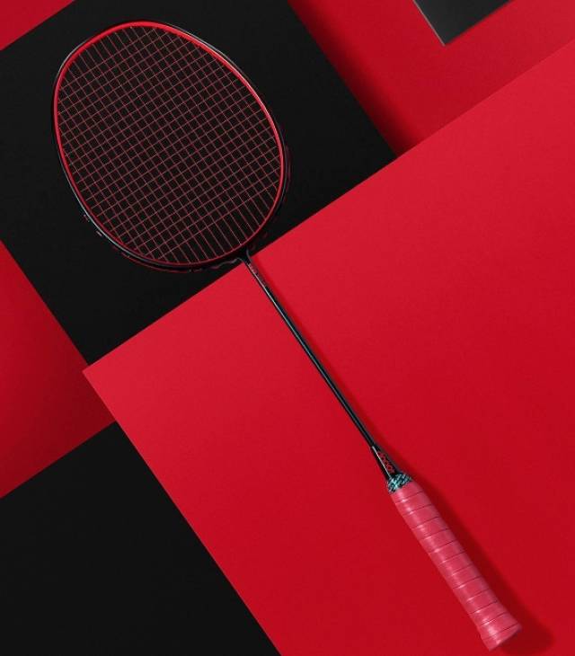 小米有品上架全碳素羽毛球拍:249元/顶级水准