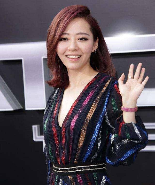 6,王菲 金星参加节目《大牌驾到》,谈到了谢霆锋和王菲的感情,金星真