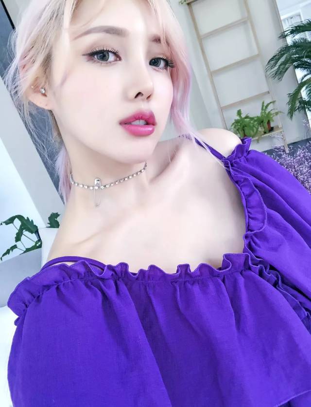 直女看了都流鼻血!