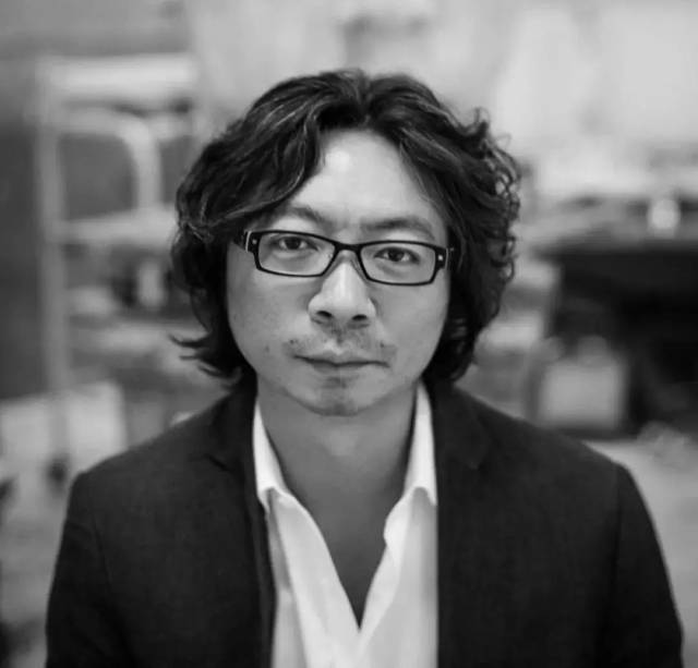 许知远人到中年清冽如少年
