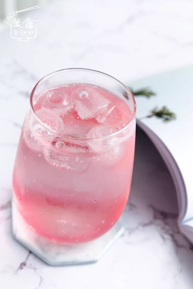樱花气泡水 pink latte