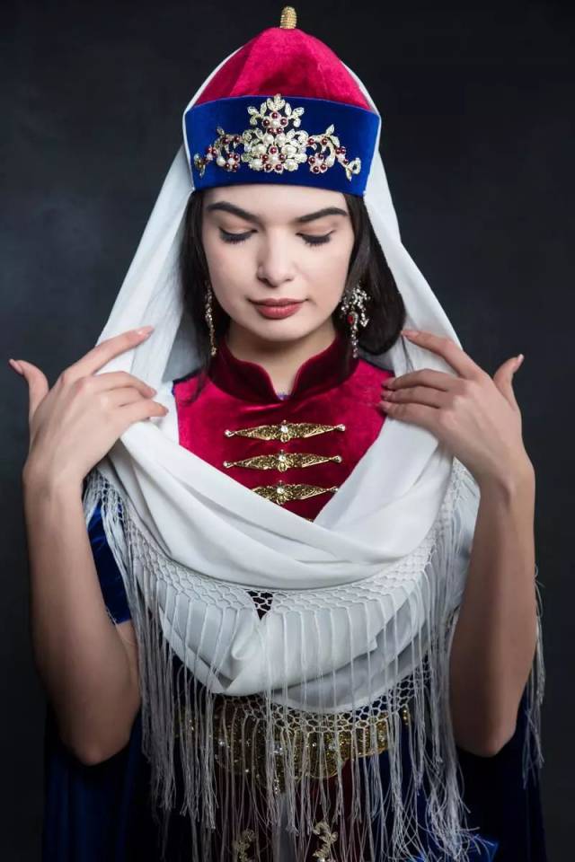 俄罗斯民族头饰 | 战斗民族的王冠盛宴!