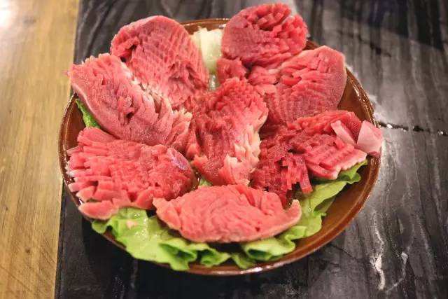 吃了那么多次火锅 你知道黄喉郡花都是些什么食材吗?