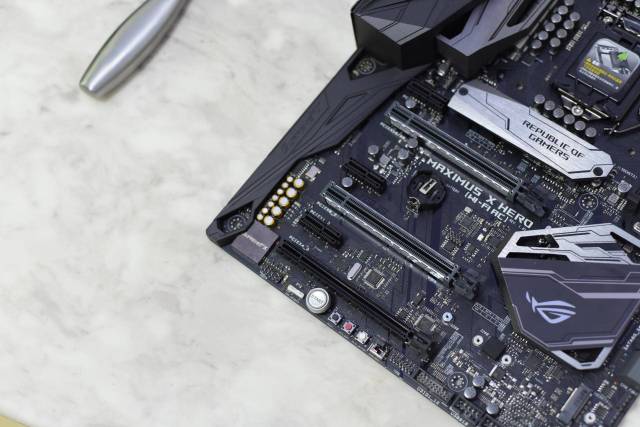 一切都是为了光,8700k 华硕m10h"神光同步"装机