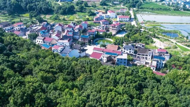 刘仁八八角亭村