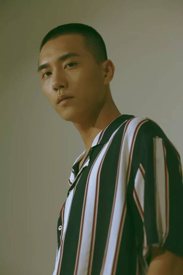 放肆闯,才不枉青春一场!esee李四正,步履不停