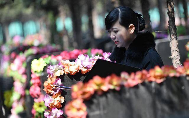 80后女殡葬礼仪师:不敢说职业 被朋友拒绝往来