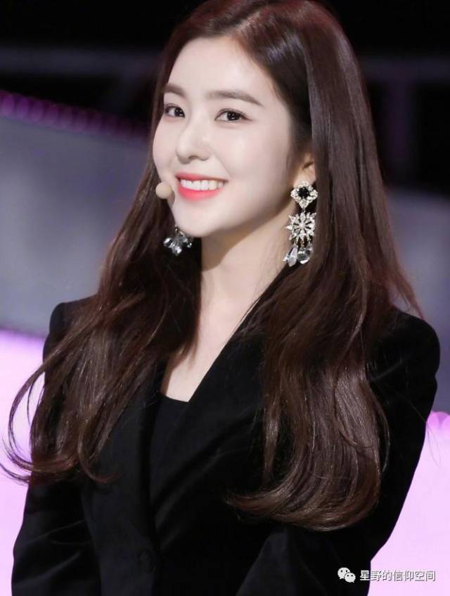 redvelvet艾琳现场照美到发光 仿佛天使一般的脸庞