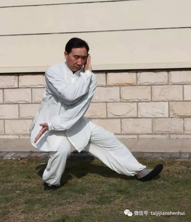 杨家拳步法独特练法