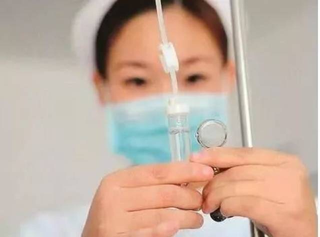 均可出现不同程度的肾功能损害,故应注意选择适当剂量,缓慢静脉滴注