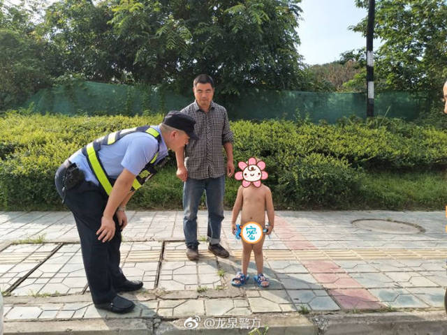 小学生裸体(没有打马赛克的隆胸手术)  第2张