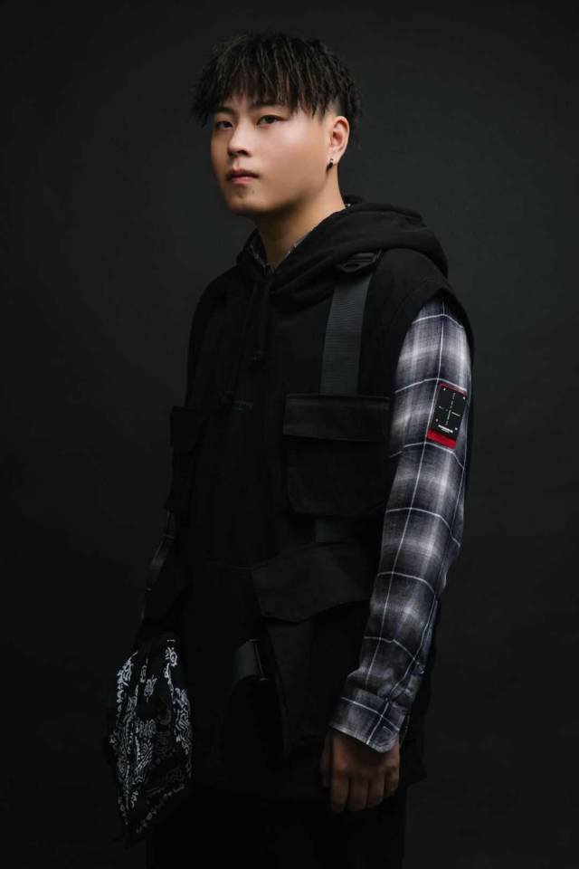 我们期待小青龙用他的说唱