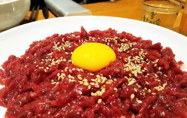 在全世界生吃牛肉是一种怎样的体验?