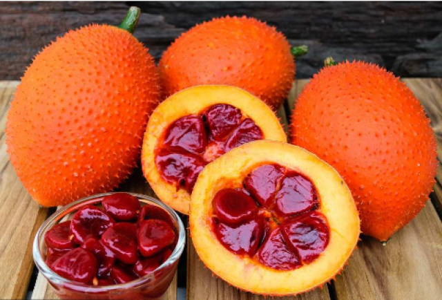 农村这种"血果",味如榴莲,入药功效大,消肿散结还能治痔疮!